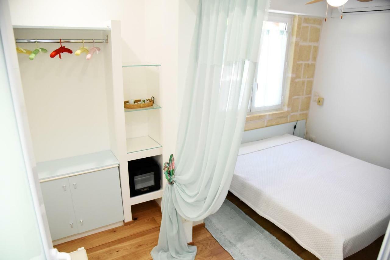 B&B Al Vecchio Glicine Торе Кане Екстериор снимка